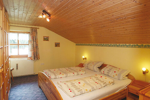 Schlafzimmer der Ferienwohnung Bergblick in Kollnburg